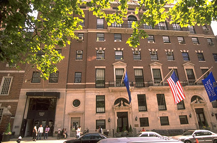 ھٴѧMarymount Manhattan College(ŦԼ) 2014-2015ѧʳ޷ѣ$15,000